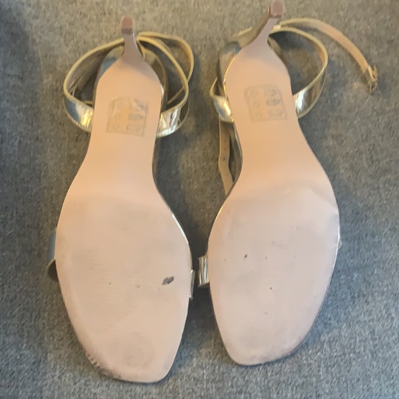 ASOS Gold strappy sandal size 8 - Picture 6 of 6